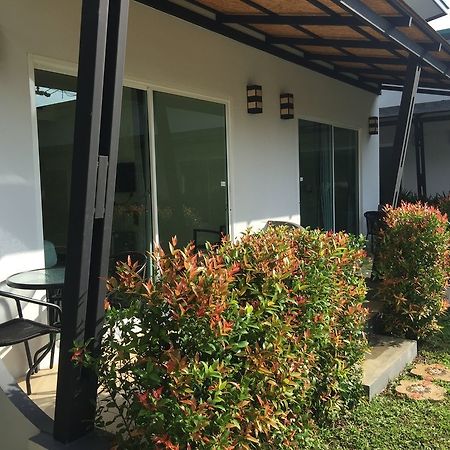 Maleesirin Oldtown Resort Ko Lanta Extérieur photo