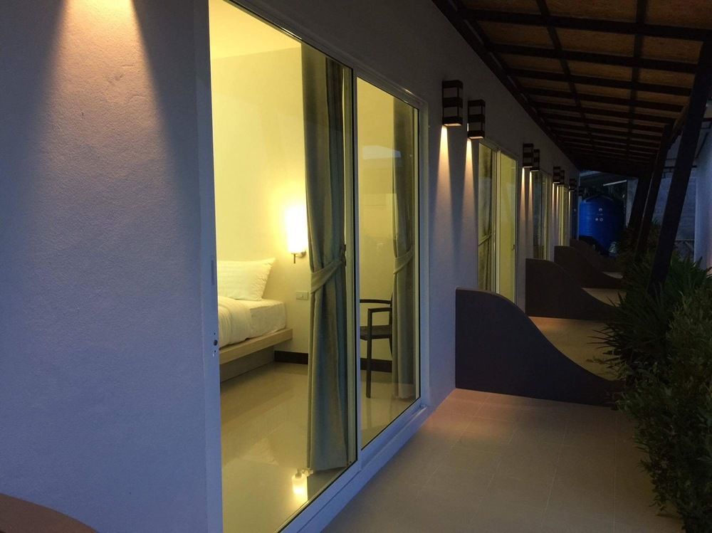 Maleesirin Oldtown Resort Ko Lanta Extérieur photo