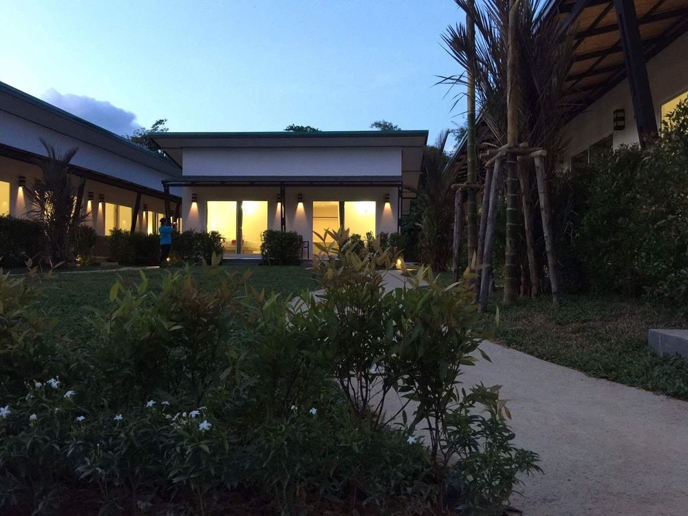 Maleesirin Oldtown Resort Ko Lanta Extérieur photo